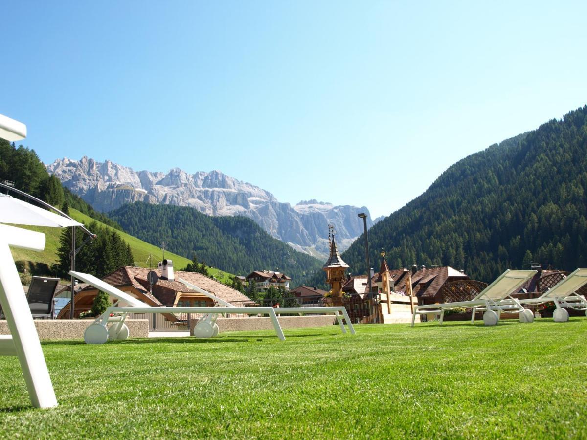 Garni Flurida Bed & Breakfast Selva di Val Gardena Dış mekan fotoğraf