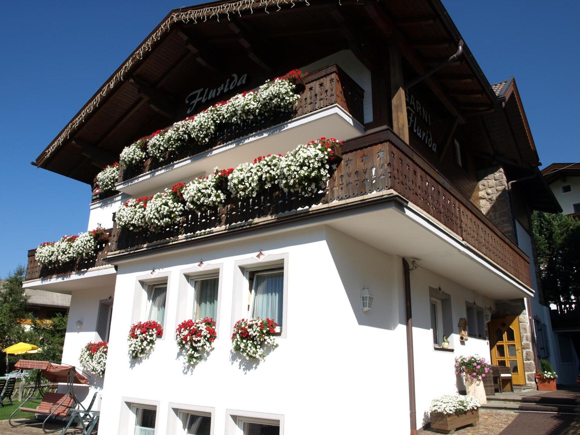 Garni Flurida Bed & Breakfast Selva di Val Gardena Dış mekan fotoğraf